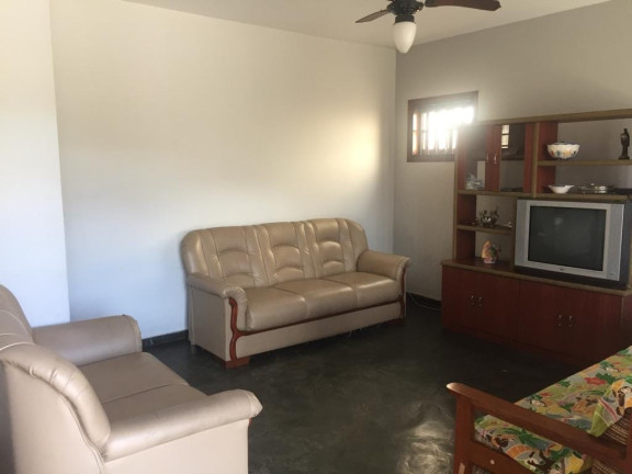 Casa com 5 Quartos à Venda, 200 m² em Centro - Caraguatatuba