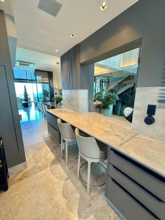 Imagem Imóvel com 4 Quartos à Venda, 374 m² em Jaguaribe - Salvador Imagem Imóvel com 4 Quartos à Venda, 374 m² em Jaguaribe - Salvador