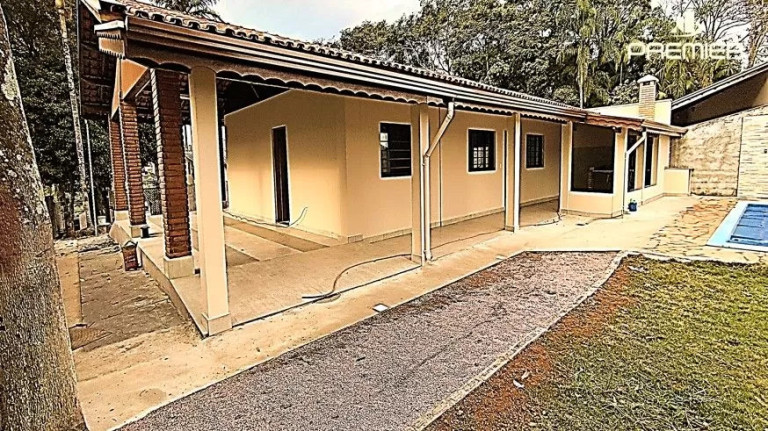 Imagem Casa com 3 Quartos para Alugar, 85 m² em Ivoturucaia - Jundiaí