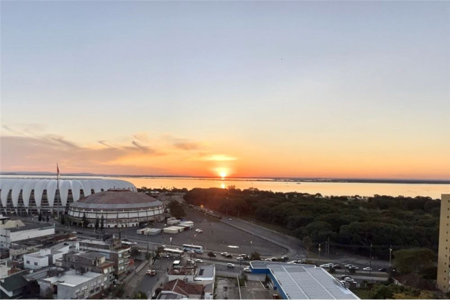 Imóvel com 3 Quartos à Venda,  em Santa Tereza - Porto Alegre
