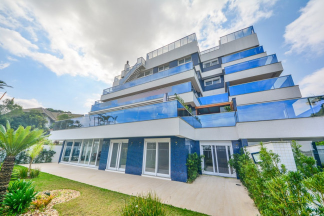 Imagem Cobertura com 3 Quartos à Venda, 318 m² em Vila Assunção - Porto Alegre