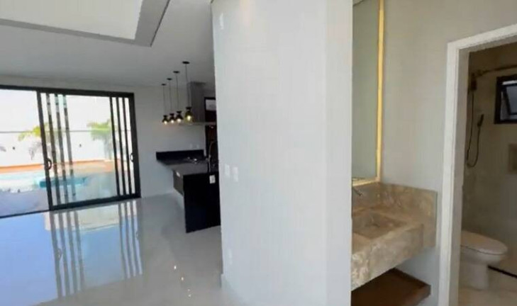 Imagem Casa com 4 Quartos à Venda, 300 m² em Campinas
