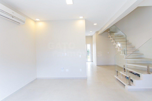 Imagem Casa com 3 Quartos à Venda, 167 m² em Portais (polvilho) - Cajamar Imagem Casa com 3 Quartos à Venda, 167 m² em Portais (polvilho) - Cajamar