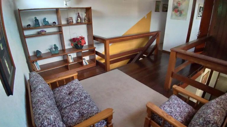 Imagem Casa com 4 Quartos à Venda, 110 m² em Centro - Garopaba Imagem Casa com 4 Quartos à Venda, 110 m² em Centro - Garopaba