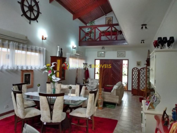Imagem Casa com 4 Quartos à Venda, 484 m² em Centro - Bertioga