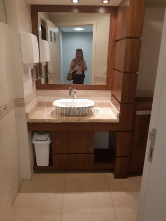 Imagem Apartamento com 2 Quartos à Venda, 79 m² em Centro - Balneário Camboriú