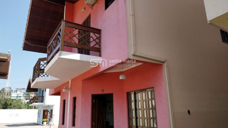 Sobrado com 3 Quartos à Venda, 146 m² em Massaguaçú - Caraguatatuba