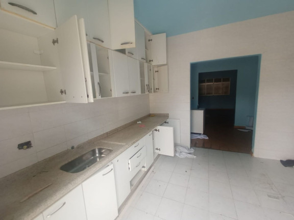 Imagem Casa com 3 Quartos à Venda, 240 m² em Cachoeira - Curitiba Imagem Casa com 3 Quartos à Venda, 240 m² em Cachoeira - Curitiba