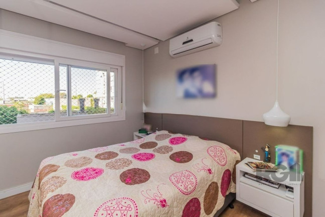 Imagem Apartamento com 3 Quartos à Venda, 126 m² em São Sebastião - Porto Alegre Imagem Apartamento com 3 Quartos à Venda, 126 m² em São Sebastião - Porto Alegre