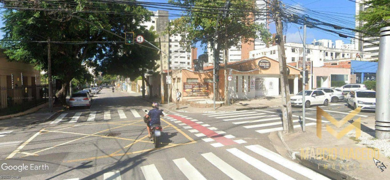 Imagem Casa à Venda, 350 m² em Aldeota - Fortaleza Imagem Casa à Venda, 350 m² em Aldeota - Fortaleza