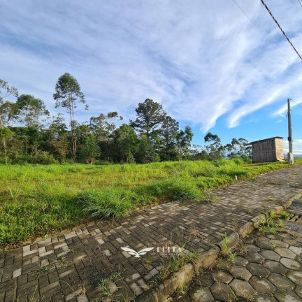 Terreno à Venda,  em Centro - São João Do Itaperiú