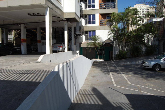 Imóvel Comercial à Venda, 1 m² em Vila Santa Catarina - São Paulo