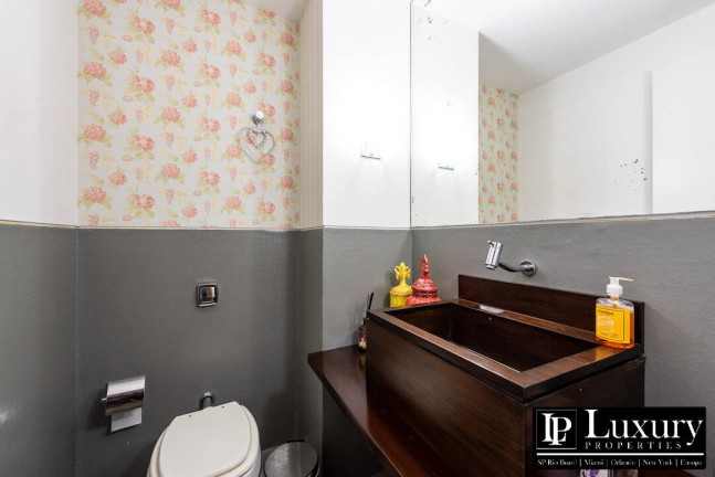 Imagem Apartamento com 4 Quartos à Venda, 500 m² em Real Parque - São Paulo