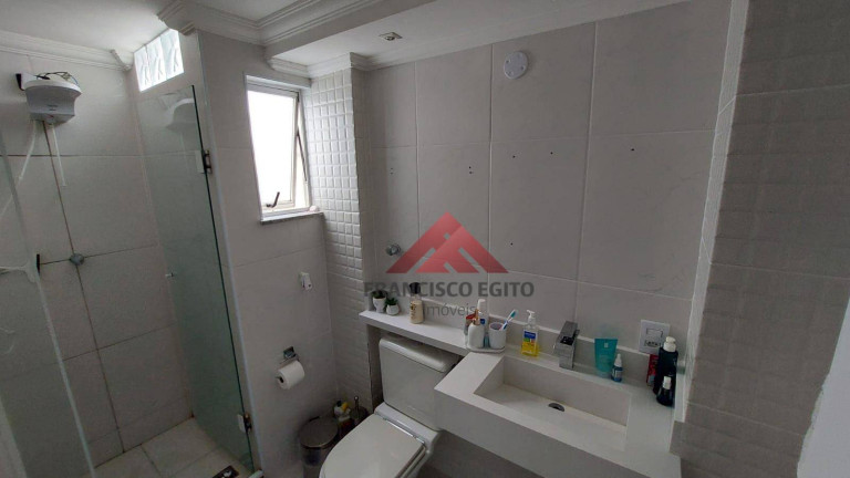 Imagem Apartamento com 2 Quartos à Venda, 67 m² em Mutuá - São Gonçalo