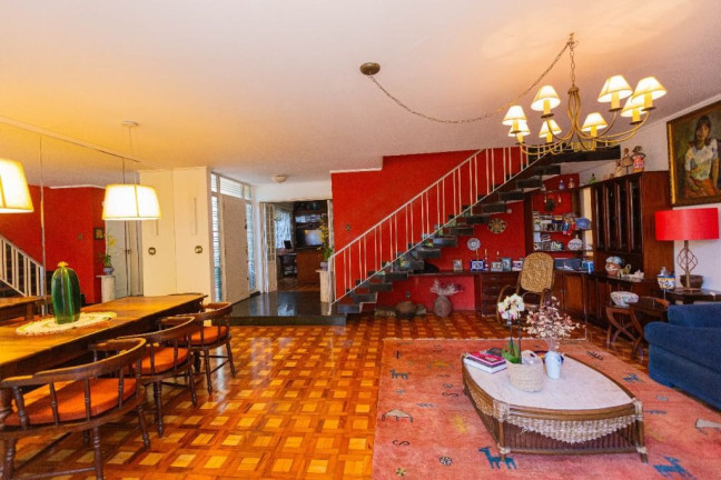Imagem Casa com 4 Quartos à Venda ou Locação, 290 m² em Vila Mariana - São Paulo Imagem Casa com 4 Quartos à Venda ou Locação, 290 m² em Vila Mariana - São Paulo