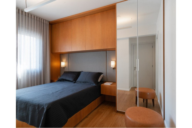 Imagem Imóvel com 2 Quartos à Venda, 67 m² em Vila Ipiranga - Porto Alegre