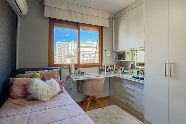 Imagem Apartamento com 3 Quartos à Venda, 123 m² em Jardim Lindóia - Porto Alegre Imagem Apartamento com 3 Quartos à Venda, 123 m² em Jardim Lindóia - Porto Alegre