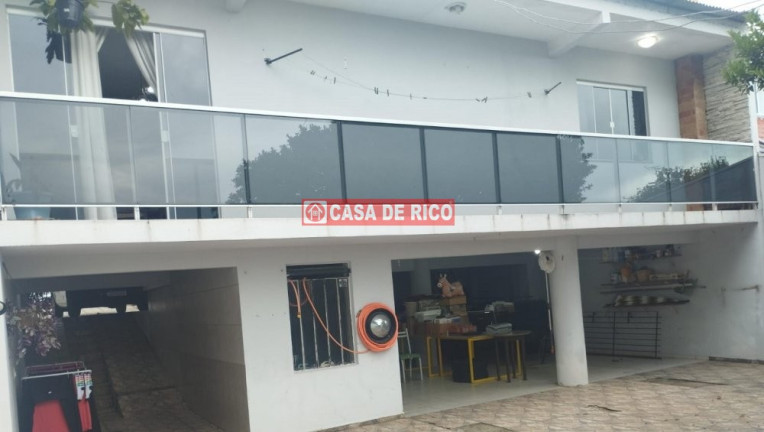 Imagem Casa com 1 Quarto à Venda, 60 m² em Alto Boqueirão - Curitiba Imagem Casa com 1 Quarto à Venda, 60 m² em Alto Boqueirão - Curitiba