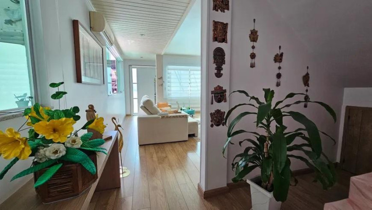 Imagem Casa com 4 Quartos à Venda, 214 m² em Taquara - Rio De Janeiro