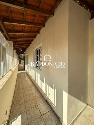 Imagem Casa com 3 Quartos à Venda, 250 m² em Centro - Extrema Imagem Casa com 3 Quartos à Venda, 250 m² em Centro - Extrema