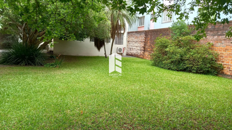 Imagem Imóvel Comercial à Venda, 300 m² em Nossa Senhora De Fátima - Santa Maria Imagem Imóvel Comercial à Venda, 300 m² em Nossa Senhora De Fátima - Santa Maria