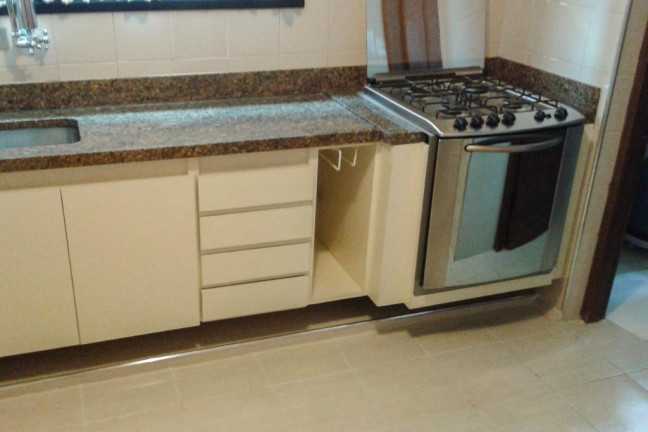 Imagem Apartamento com 3 Quartos à Venda, 140 m² em Enseada - Guarujá