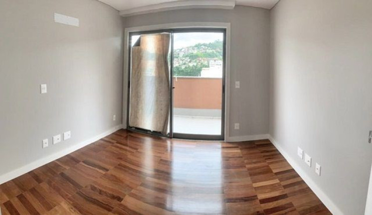 Imagem Imóvel com 4 Quartos à Venda, 210 m² em Agriões - Teresópolis Imagem Imóvel com 4 Quartos à Venda, 210 m² em Agriões - Teresópolis