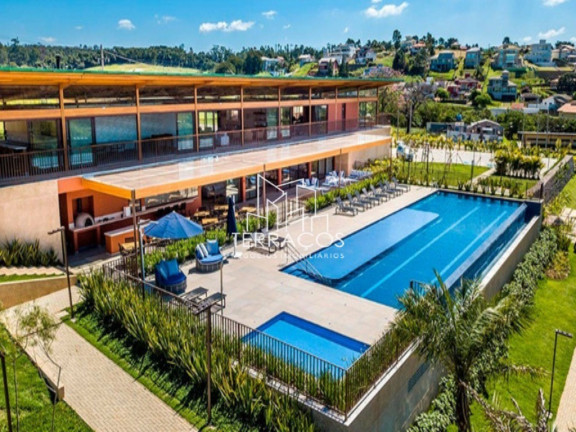 Imagem Imóvel com 3 Quartos à Venda, 400 m² em Medeiros - Jundiaí Imagem Imóvel com 3 Quartos à Venda, 400 m² em Medeiros - Jundiaí