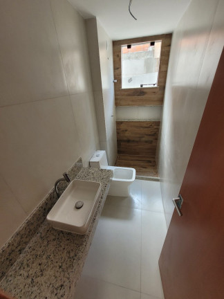 Imagem Casa com 4 Quartos à Venda, 275 m² em Jardim Limoeiro - Camaçari Imagem Casa com 4 Quartos à Venda, 275 m² em Jardim Limoeiro - Camaçari