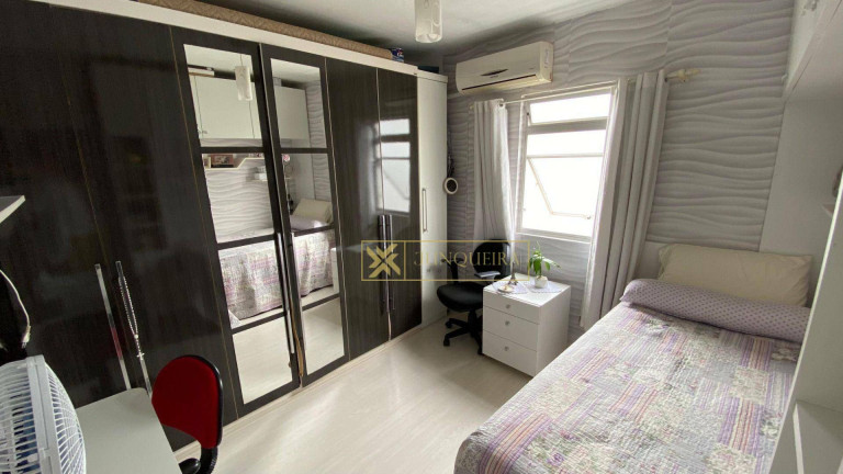 Imagem Apartamento com 3 Quartos à Venda, 50 m² em Barreiros - São José