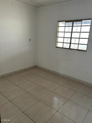 Imagem Casa com 2 Quartos à Venda, 432 m² em Setor Garavelo - Goiânia Imagem Casa com 2 Quartos à Venda, 432 m² em Setor Garavelo - Goiânia