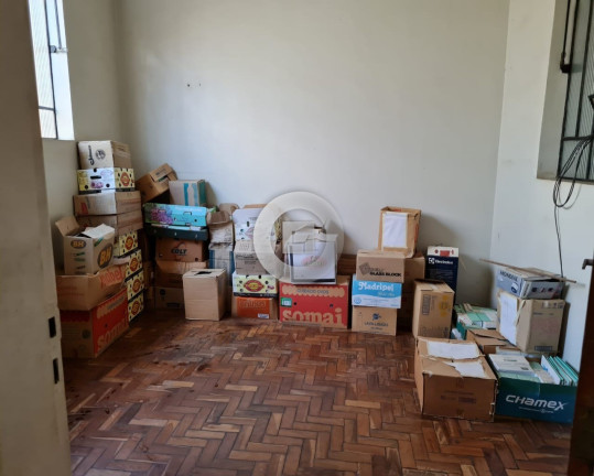 Imagem Imóvel com 4 Quartos à Venda, 250 m² em Centro - Montes Claros Imagem Imóvel com 4 Quartos à Venda, 250 m² em Centro - Montes Claros
