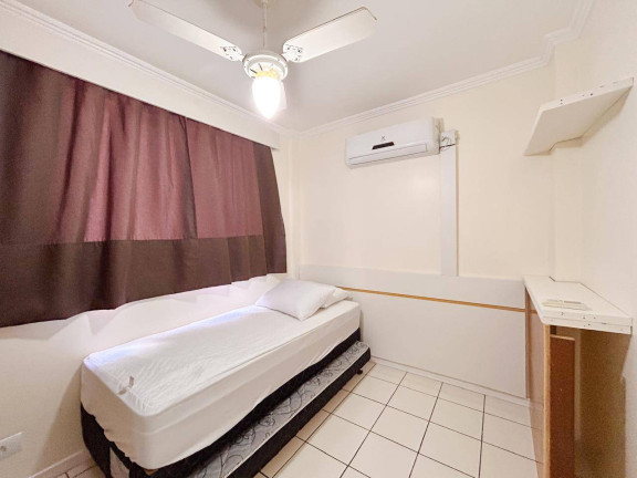 Imagem Apartamento com 3 Quartos para Temporada,  em Mariscal - Bombinhas