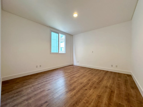 Imagem Apartamento com 4 Quartos à Venda, 193 m² em Meia Praia - Itapema