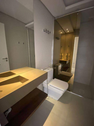 Imagem Apartamento com 3 Quartos à Venda, 151 m² em Coqueiros - Florianópolis Imagem Apartamento com 3 Quartos à Venda, 151 m² em Coqueiros - Florianópolis