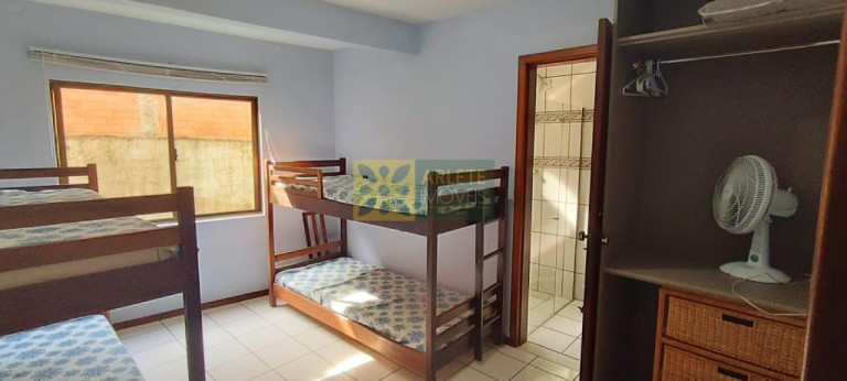 Imagem Apartamento com 2 Quartos à Venda, 80 m² em Centro - Bombinhas
