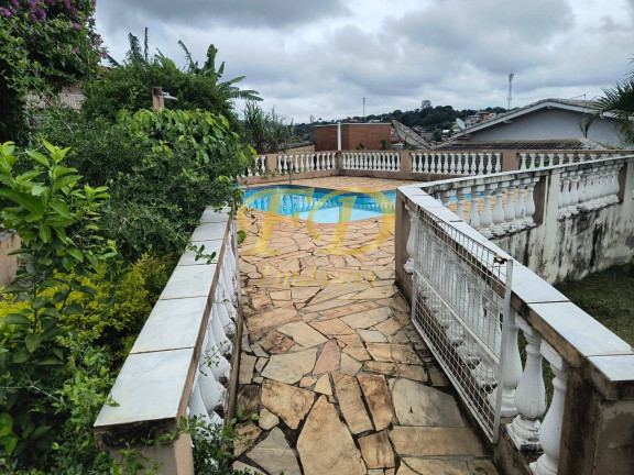 Imagem Casa de Condomínio com 4 Quartos à Venda, 670 m² em Atibaia
