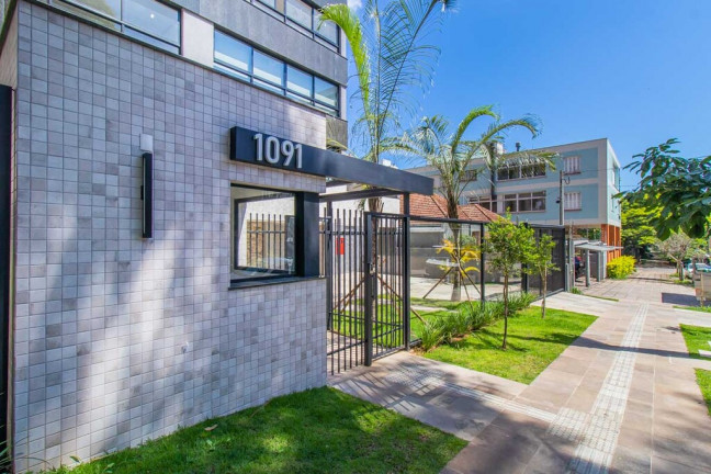 Imagem Apartamento com 2 Quartos à Venda, 107 m² em Petrópolis - Porto Alegre