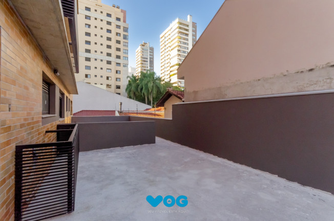 Imagem Imóvel com 3 Quartos à Venda, 130 m² em Petrópolis - Porto Alegre Imagem Imóvel com 3 Quartos à Venda, 130 m² em Petrópolis - Porto Alegre