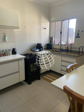 Imagem Casa com 2 Quartos à Venda, 67 m² em São Felipe - Atibaia