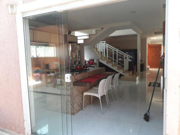 Imagem Casa com 3 Quartos à Venda, 210 m² em Novo Horizonte - Macaé