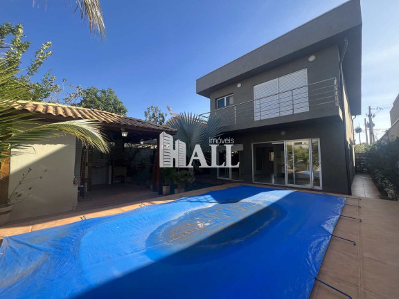 Casa com 3 Quartos à Venda, 240 m² em Centro - Bady Bassitt