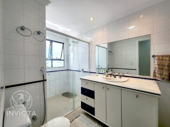 Imagem Apartamento com 3 Quartos à Venda, 176 m² em Centro - Balneário Camboriú Imagem Apartamento com 3 Quartos à Venda, 176 m² em Centro - Balneário Camboriú