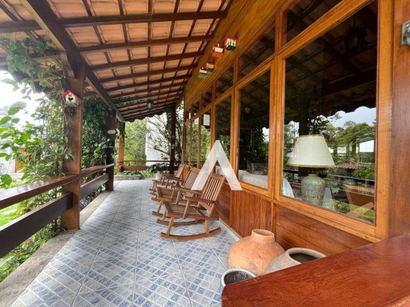 Imagem Casa com 5 Quartos à Venda, 350 m² em Iucas - Teresópolis