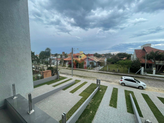 Imagem Casa com 2 Quartos à Venda,  em Capão Da Canoa