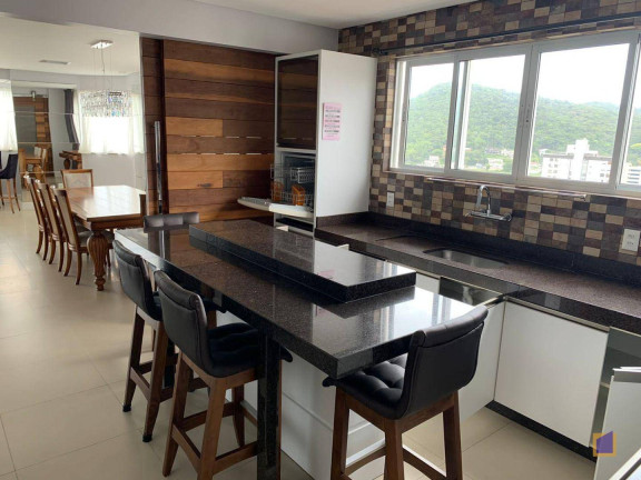 Imagem Apartamento com 3 Quartos à Venda, 240 m² em Fazenda - Itajaí