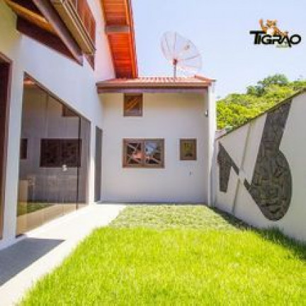 Casa com 4 Quartos à Venda, 370 m² em Quinta Dos Açorianos - Barra Velha