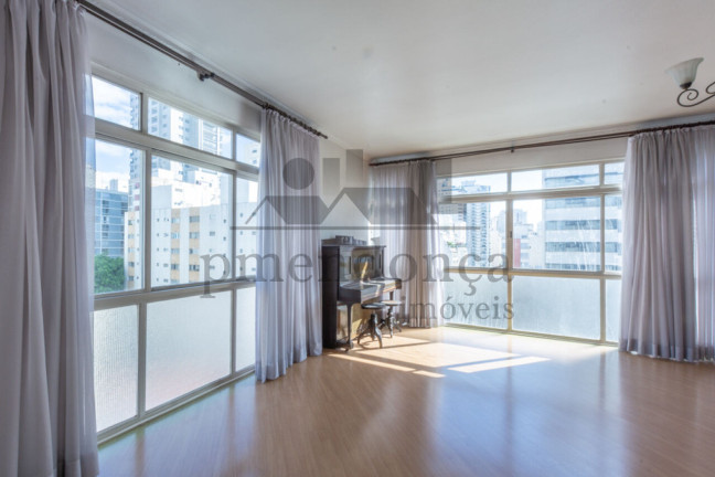 Apartamento com 3 Quartos à Venda, 243 m² em Higienópolis - São Paulo