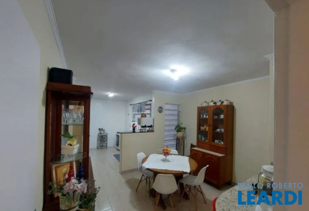 Imagem Sobrado com 3 Quartos à Venda, 200 m² em Vila Floresta - Santo André Imagem Sobrado com 3 Quartos à Venda, 200 m² em Vila Floresta - Santo André