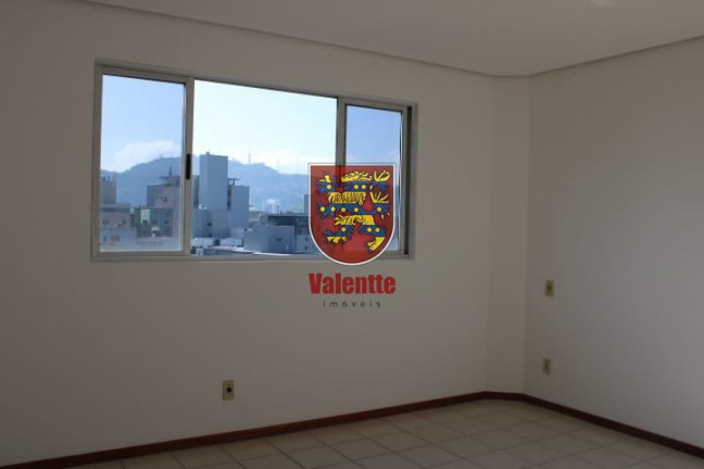 Imagem Apartamento com 1 Quarto à Venda, 70 m² em Centro - Florianopolis